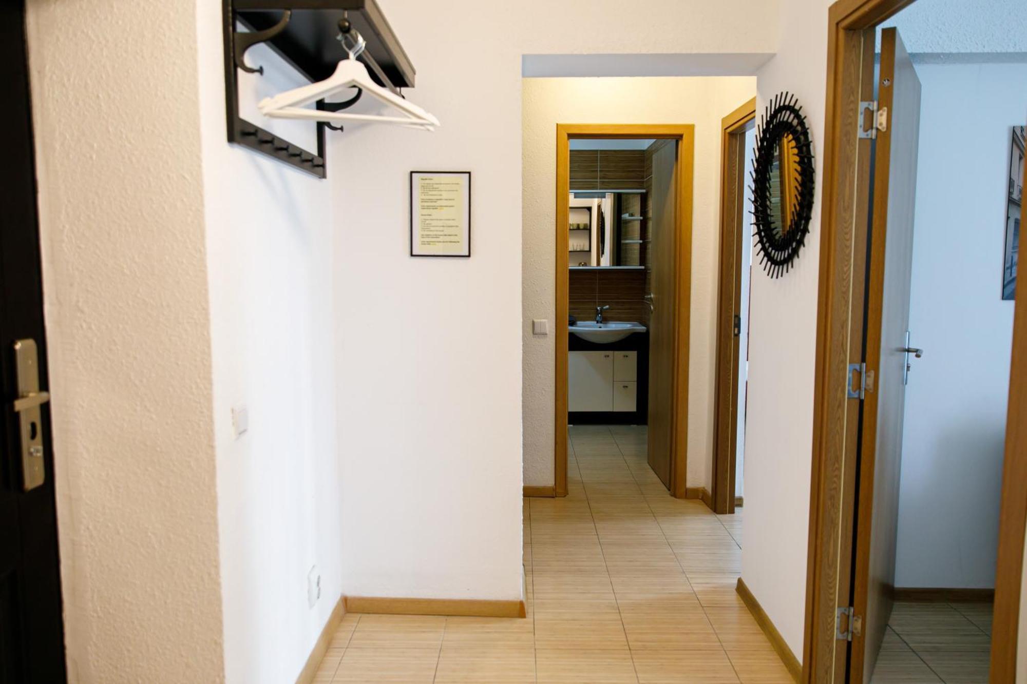 Color Apartments Corneliu Coposu No3 Bucharest Luaran gambar