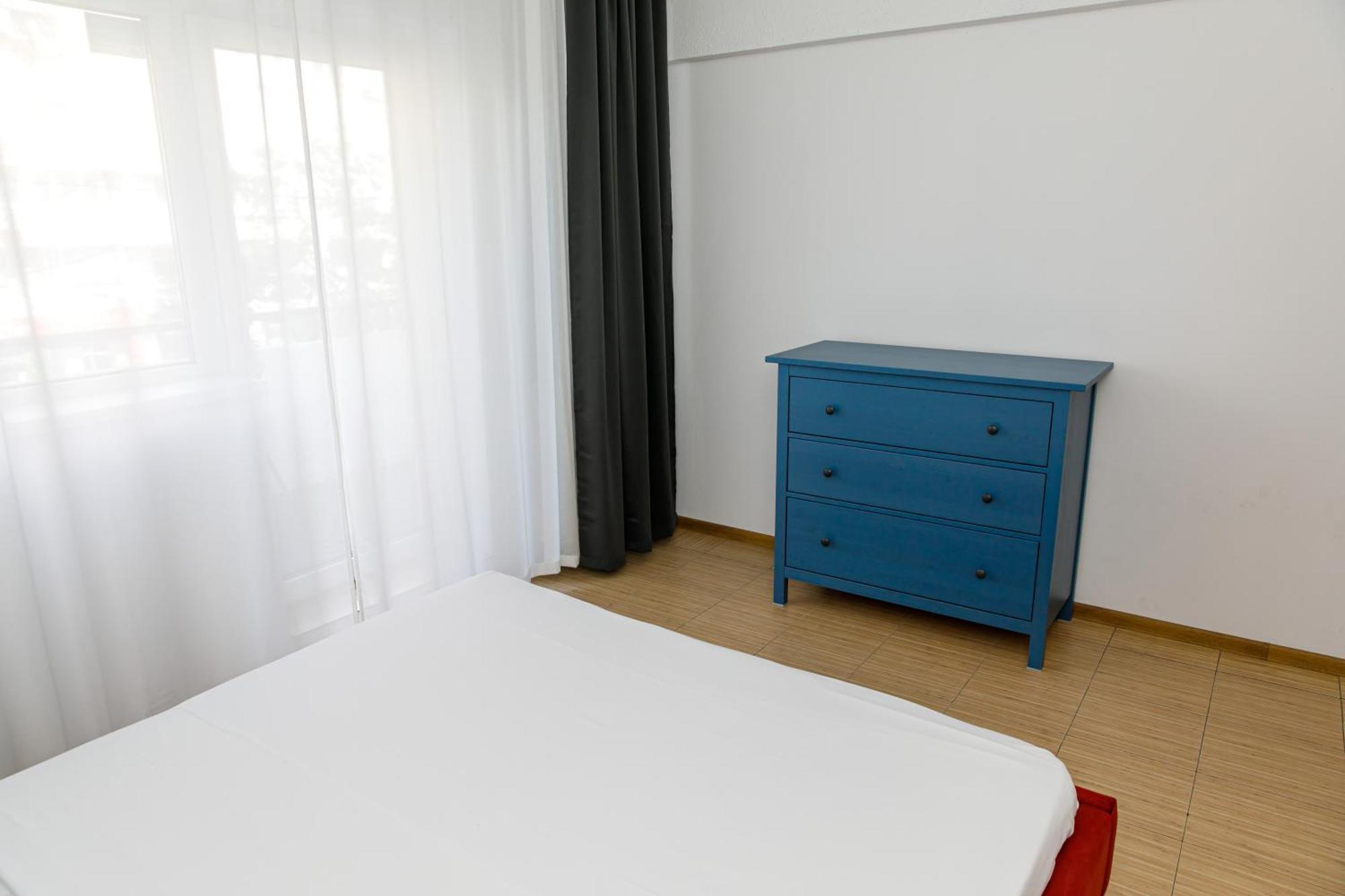 Color Apartments Corneliu Coposu No3 Bucharest Luaran gambar