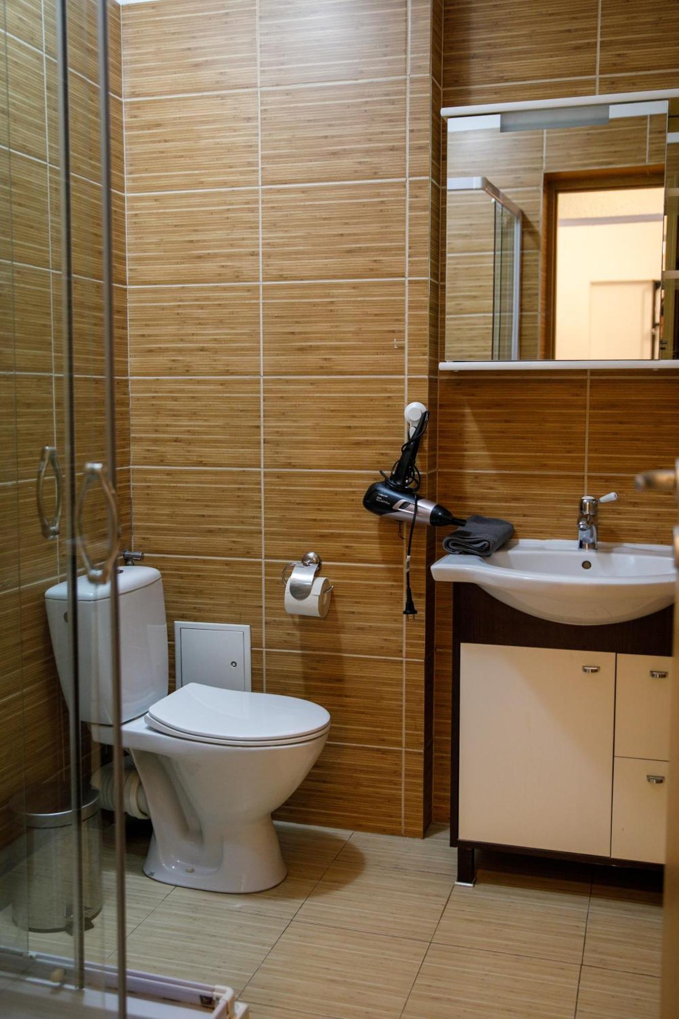 Color Apartments Corneliu Coposu No3 Bucharest Luaran gambar
