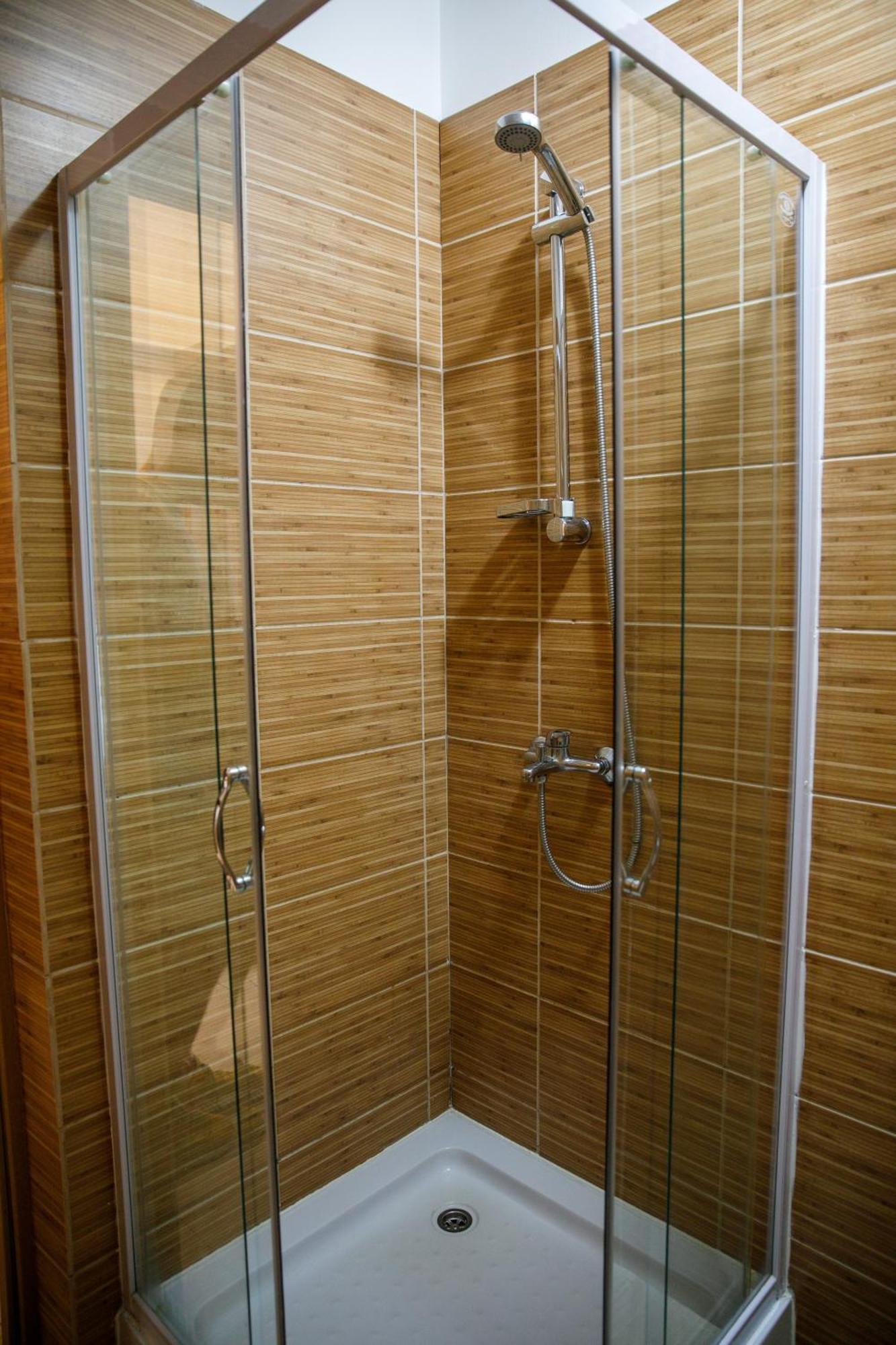Color Apartments Corneliu Coposu No3 Bucharest Luaran gambar