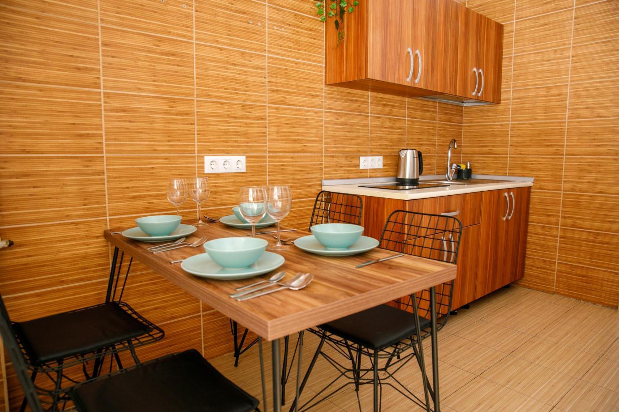 Color Apartments Corneliu Coposu No3 Bucharest Luaran gambar
